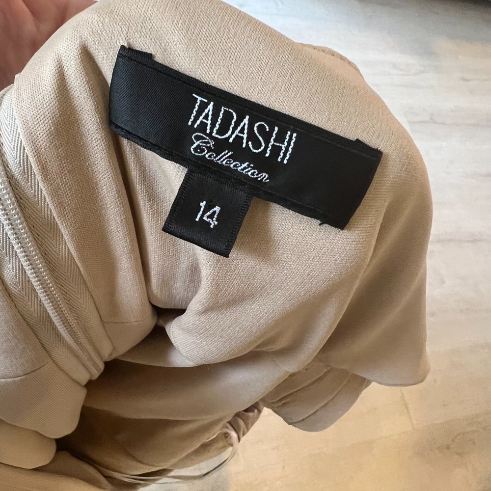 TADASHI Collection GOWN - Picture 4 of 10